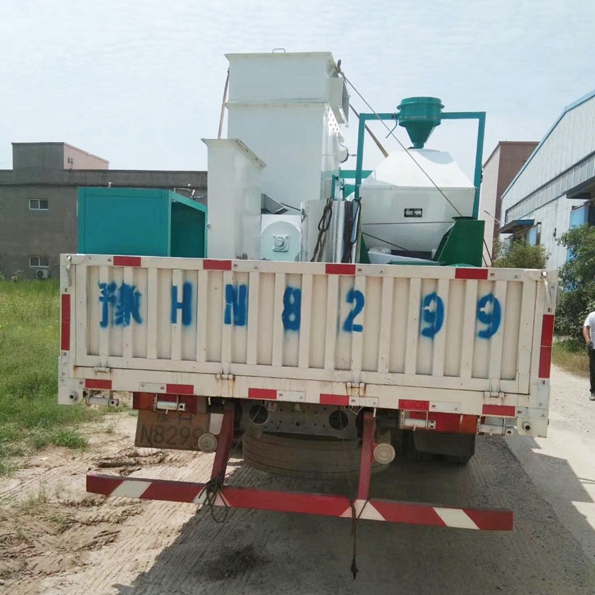 石磨面粉加工成套設備(圖3) 石磨面粉加工成套設備(圖3)